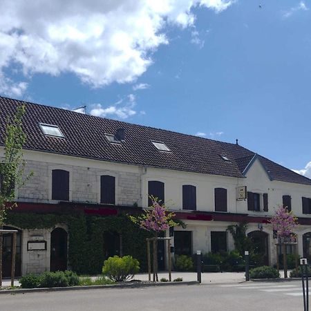 Auberge D'Ici Et D'Ailleurs Cressensac-Sarrazac Eksteriør bilde