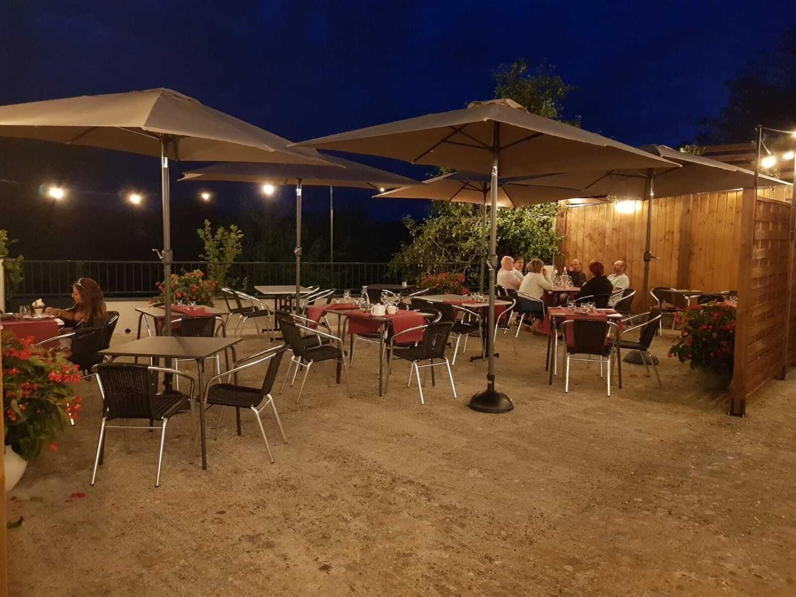 Auberge D'Ici Et D'Ailleurs Cressensac-Sarrazac Eksteriør bilde