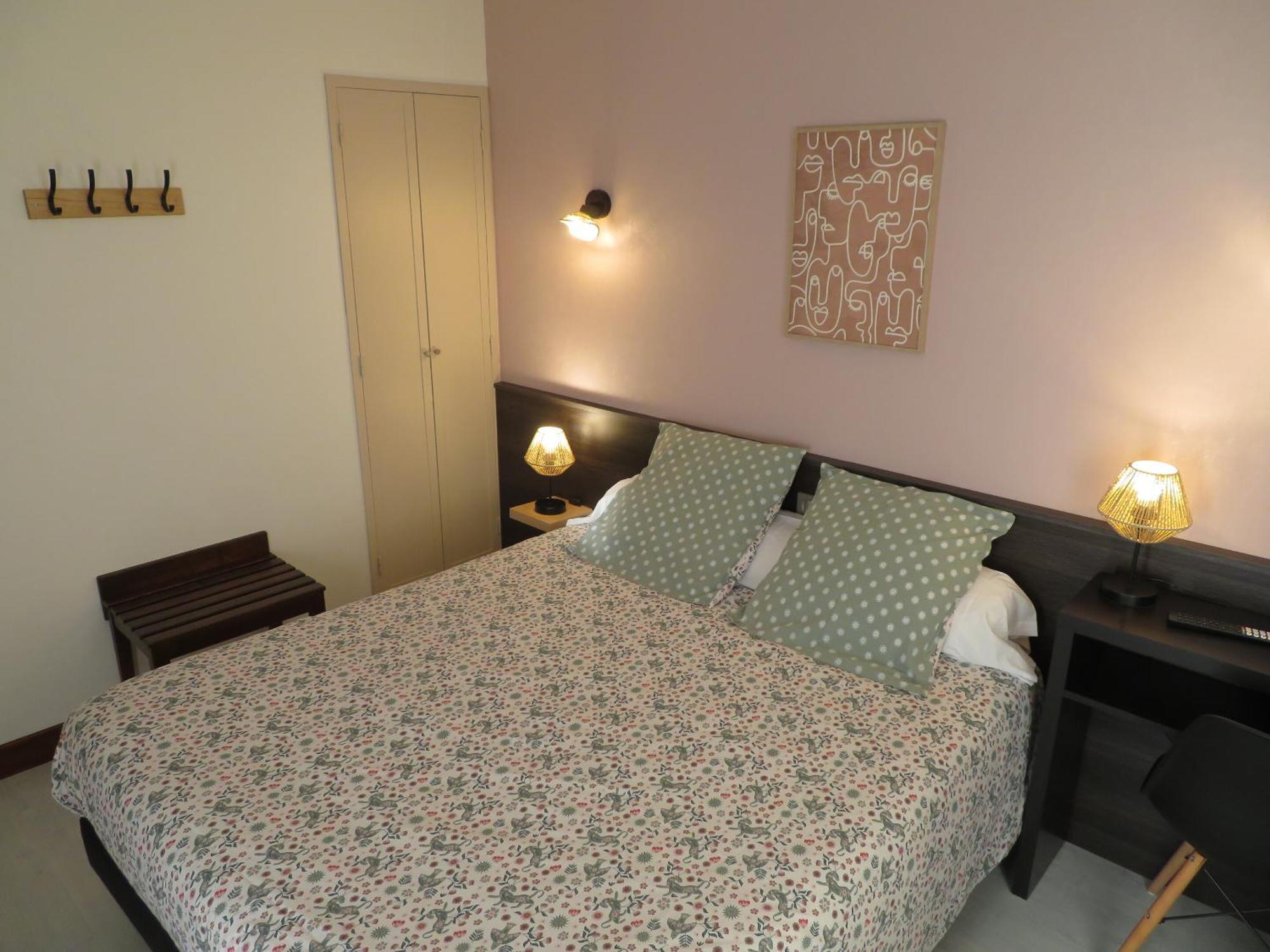 Auberge D'Ici Et D'Ailleurs Cressensac-Sarrazac Rom bilde